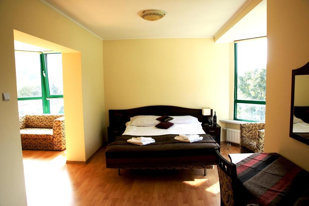 Montebello Bussines & Spa Ustroń Δωμάτιο φωτογραφία